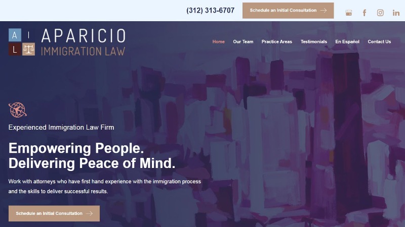 Abogados de inmigración en Illinois 5 aparicio-immigration-law