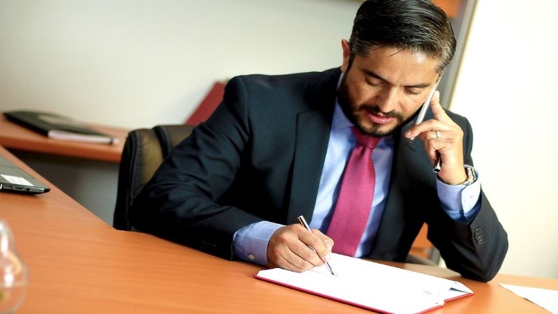 Formulario I-130: Guía completa y detallada para peticionar a un familiar extranjero 2 como-llenar-el-formulario-i-130